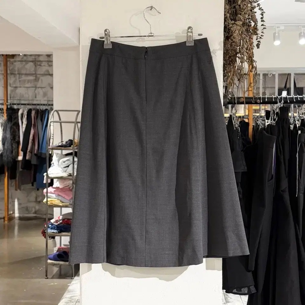 Theory Charcoal Pleated A-Line Skirt - Picture 2 of 7